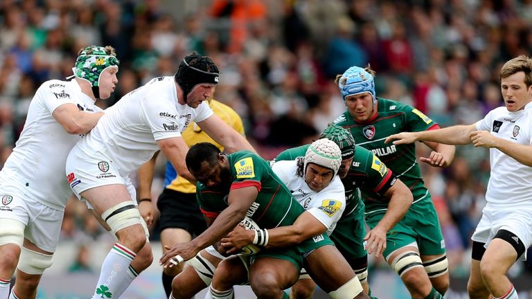 Vereniki Goneva tangles with the London Irish defence