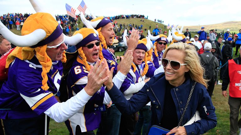 Amy Mickelson meets some Minnesota Vikings fans at Gleneagles