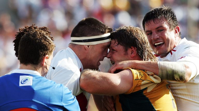 Matt Dunning of Australia clashes with Andrew Sheridan of England during the quarter-final of the 2007 Rugby World Cup