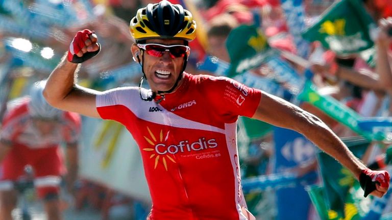 Daniel Navarro wins on stage 13 of the 2014 Vuelta a Espana