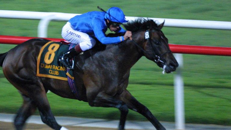 1 Mar 2001:  Frankie Dettori on 'street Cry'' in  the 6th race, the UAE 2000 Guineas at the Maktoum Challenge Third & Final Round at the Nad AlShiba race t