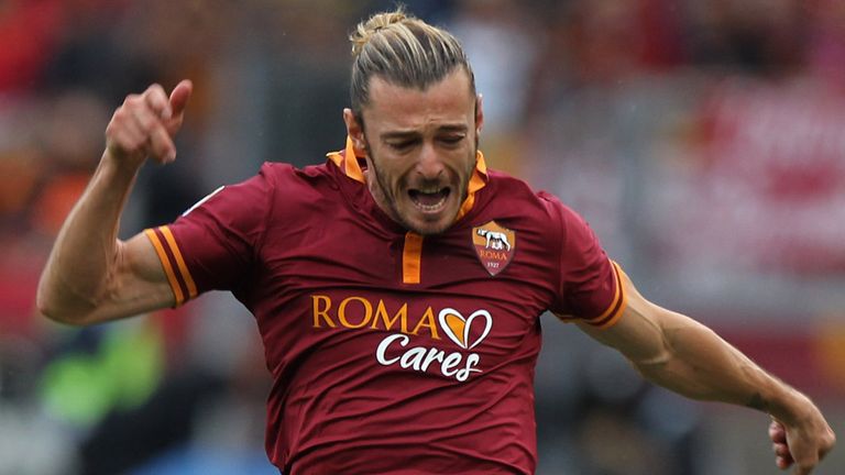 ROME, ITALY - NOVEMBER 10:  Federico Balzaretti of AS Roma in action during the Serie A match between AS Roma and US Sassuolo Calcio at Stadio Olimpico.