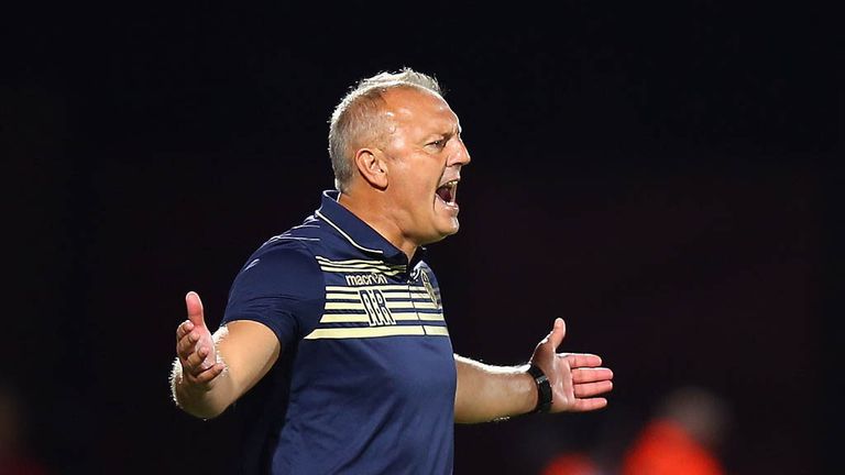 BOURNEMOUTH, ENGLAND - SEPTEMBER 16:  Leeds United care-taker Manger Neil Redfearn instructs his team during the Sky Bet Championship match between AFC Bou