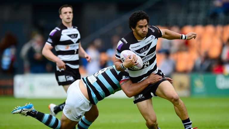 BARNET, ENGLAND - JUNE 28:  Macgraff Leuluai of Widnes Vikings in action during the Super League match between London Broncos and Widnes Vikings at The Hiv