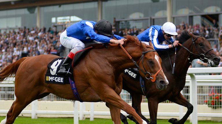 Frankie Dettori and Mutasayyid win The McGee Group EBF Stallions Maiden Stakes at Ascot r