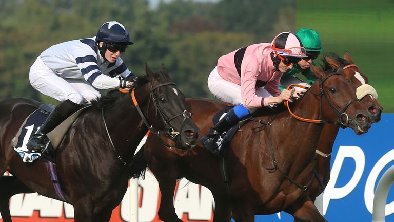 Toe The Line ridden by Fran Berry wins The Irish Stallion Farms European Breeders Fund `Petingo` Handicap 