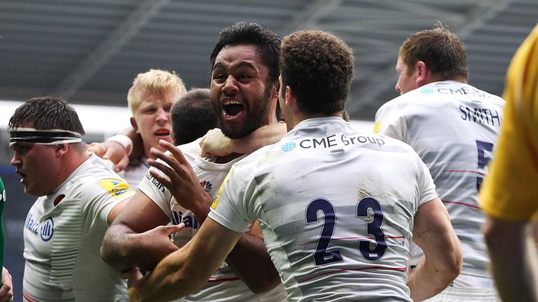 Billy Vunipola of Saracens celebrates his late try to win the game against London Irish