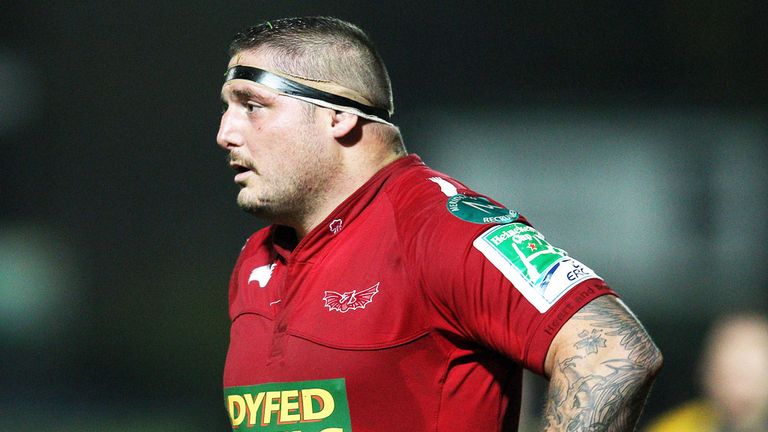 Rhys Thomas: Former Wales prop is preparing for surgery