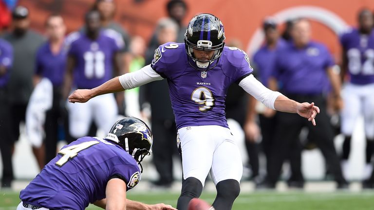 Justin Tucker of the Baltimore Ravens kicks a game-winning 32-yard field goal against the Cleveland Browns