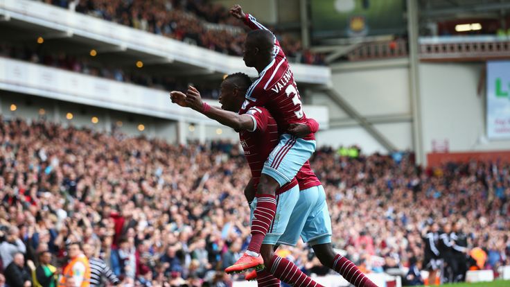 Diafra Sakho of West Ham United celebrates scoring his team's second goal against Manchester City with Enner Valencia