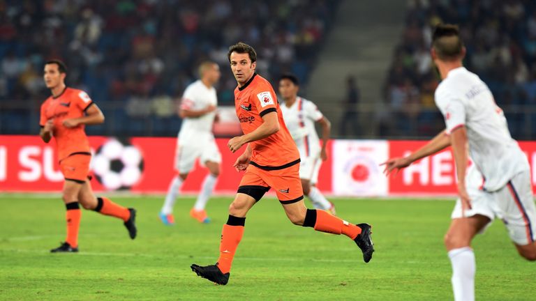 <b>Alessandro Del Piero</b>: Perhaps the ISL's most famous import and biggest coup, Juventus legend Del Piero will thrill the crowds at Delhi Dynamos.