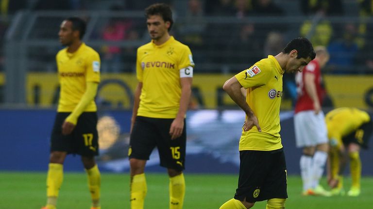 Borussia Dortmund players look dejected