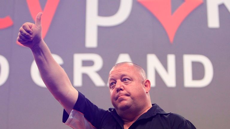 World Grand Prix Darts, RAYMOND VAN BARNEVELD 1-3  MERVYN KING 