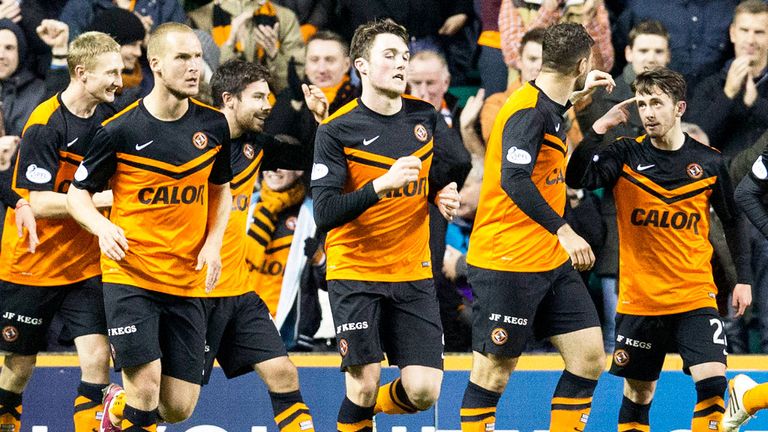 Dundee United celebrates Ryan Dow's goal in the match with Hibs