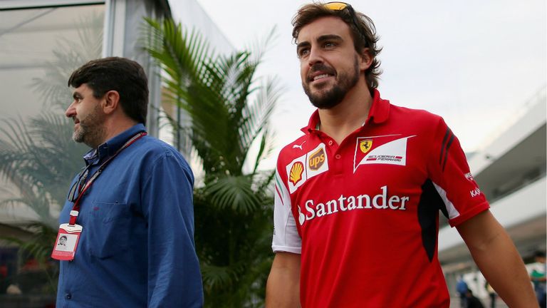 Fernando Alonso with his manager