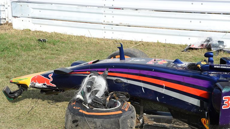 Daniel Ricciardo crashed out