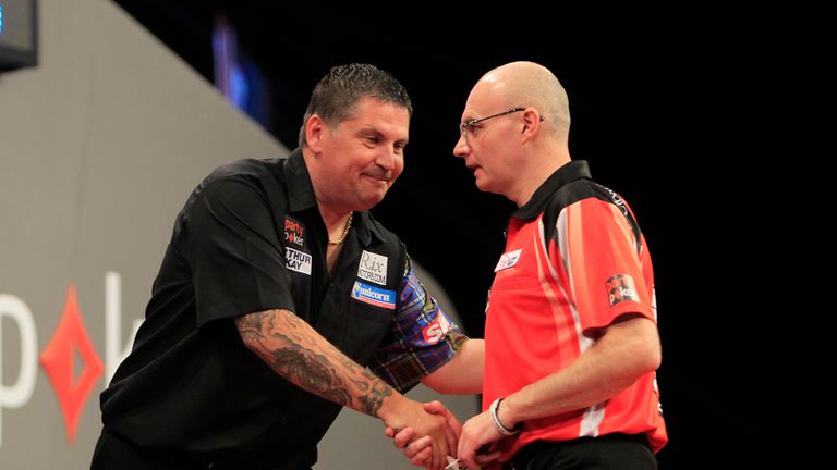 ROUND 2.GARY ANDERSON V MICHAEL MANSELL.GARY ANDERSON WINS