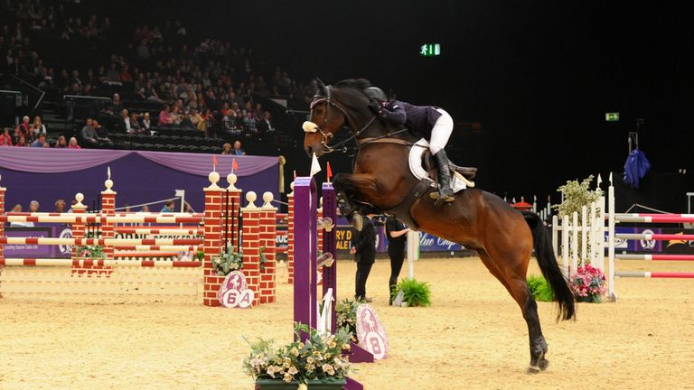 Hoys Horse Of The Year Show Jumping 3215275 ?20141011111331