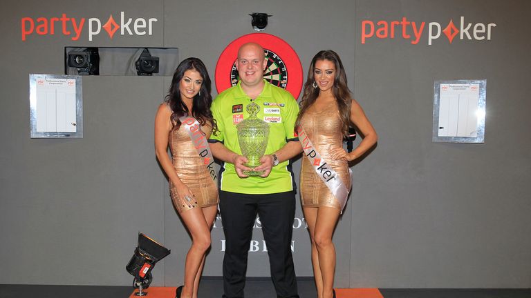 Michael van Gerwen wins the World Grand Prix in Dublin