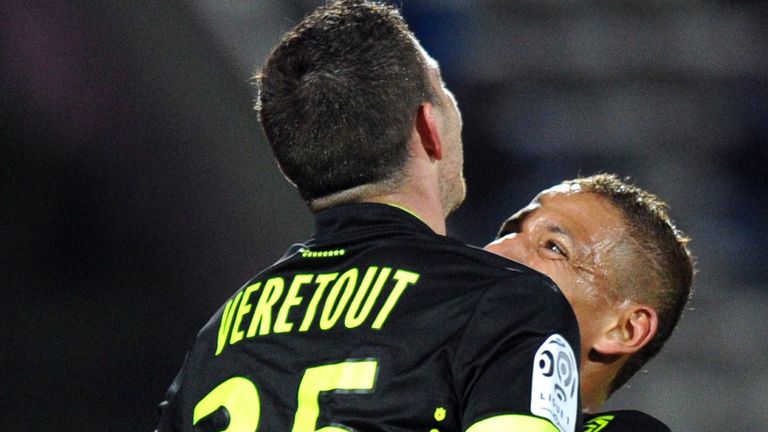 Nantes midfielder Jordan Veretout is congratulated