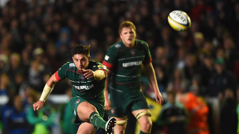 Owen Williams of Leicester Tigers kicks a penalty