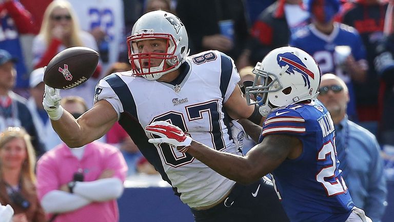 Rob Gronkowski of the New England Patriots makes a catch against the Buffalo Bills during week six of the NFL season