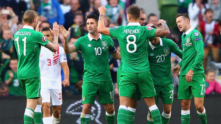 Robbie Keane: Celebrates with team-mates