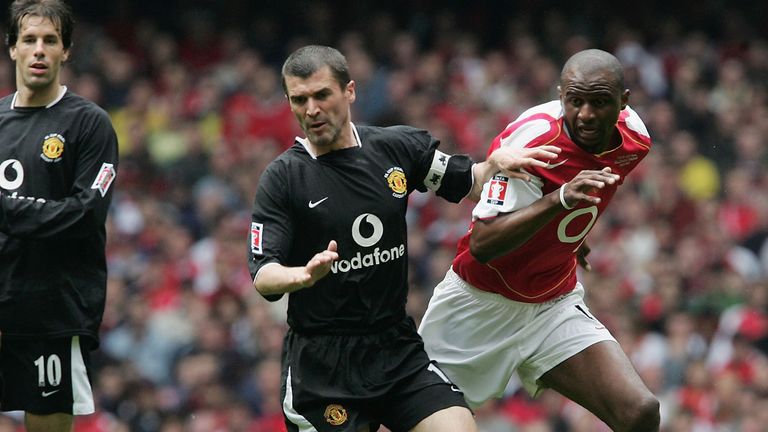 Patrick Vieira of Arsenal and Roy Keane of Manchester United battle for the ball during the FA Cup Final