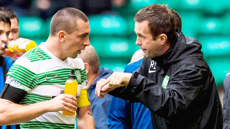 Scott Brown (l) with Celtic manager Ronny Deila