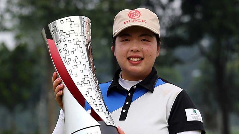 Shanshan Feng, Sime Darby LPGA Malaysia trophy
