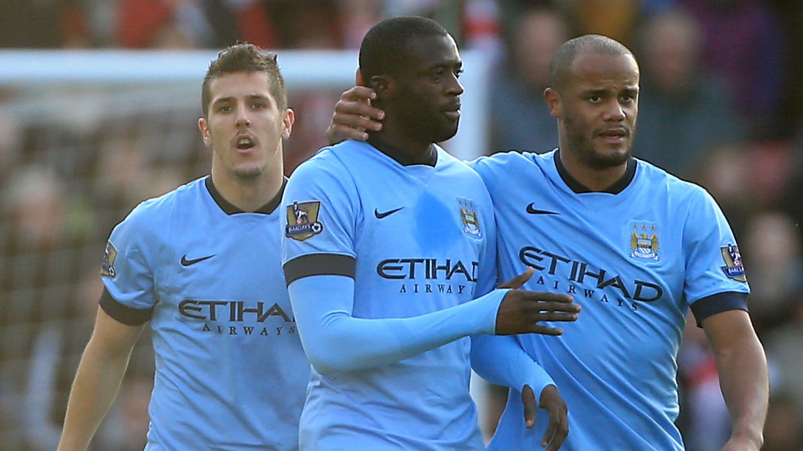 Premier League: Yaya Toure ignoring critics as Manchester City set