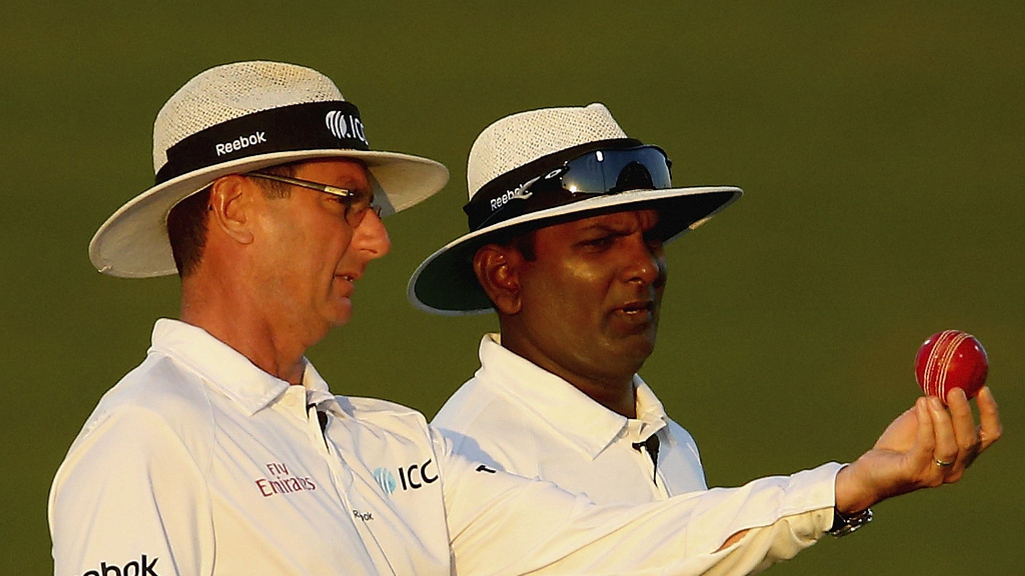 Cricket Hats For Umpires, Players, and Fans: Trendy Options For Cricket  Buffs