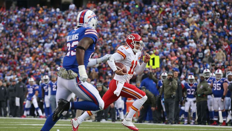 Alex Smith of the Kansas City Chiefs runs for a touchdown during the second half against the Buffalo Bills 