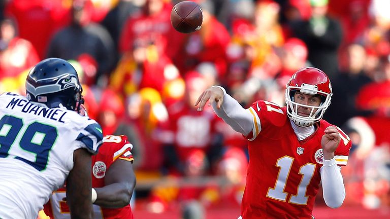  Alex Smith #11 of the Kansas City Chiefs passes against the Seattle Seahawks