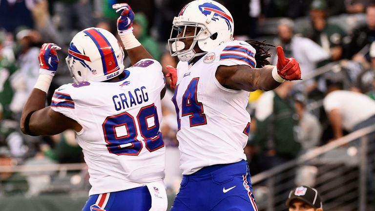 EAST RUTHERFORD, NJ - OCTOBER 26:  Sammy Watkins #14 of the Buffalo Bills celebrates his 61-yard touchdown with teammate Chris Gragg #89 against the New Yo