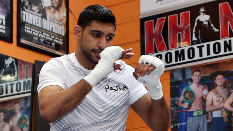 Amir Khan: Not interested in fighting Kell Brook, says Hearn
