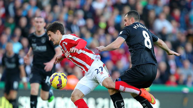 Bojan tangles with Dean Marney