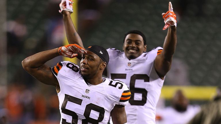 Christian Kirksey #58 of the Cleveland Browns and Karlos Dansby #56 of the Cleveland Browns celebrate