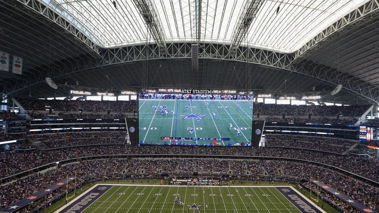 A general view of play between the New York Giants and the Dallas Cowboys at AT&T Stadium