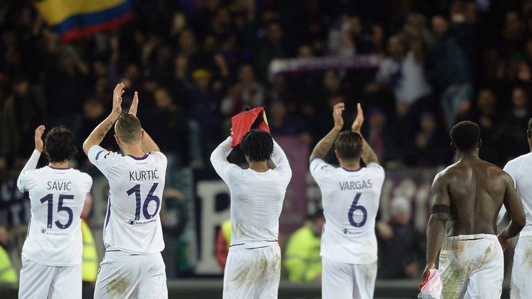 Fiorentina players acknowledge their fans at full-time