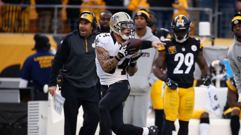 Kenny Stills #84 of the New Orleans Saints makes a catch