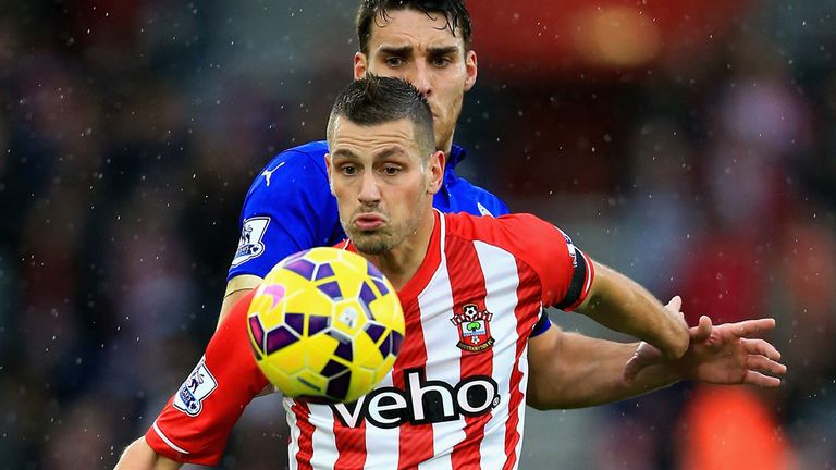 Southampton's Morgan Schneiderlin controls the ball