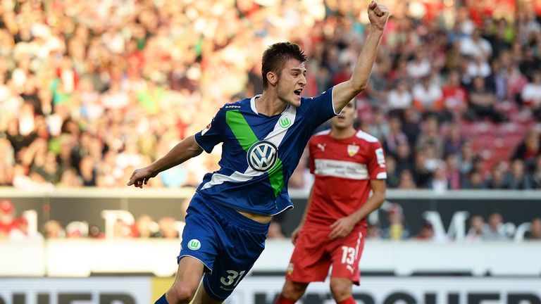 Robin Knoche celebrates after scoring Wolfsburg's second goal