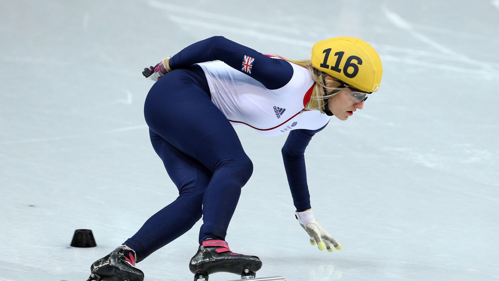 Кристи лин. Элиз Кристи. Speed Skater Elise Christie. Британка Элиза Кристи. Джон Кристи спорт.