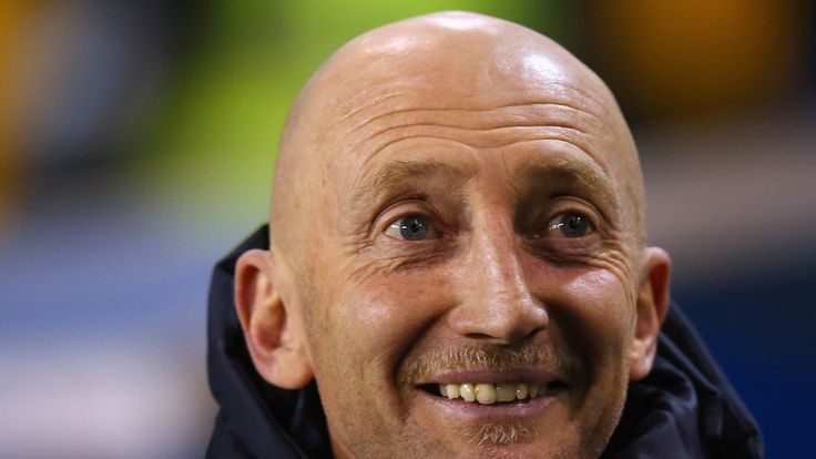 LONDON, ENGLAND - DECEMBER 19:  Millwall Manager Ian Holloway looks on prior to the Sky Bet Championship match between Millwall and Bolton Wanderers at The