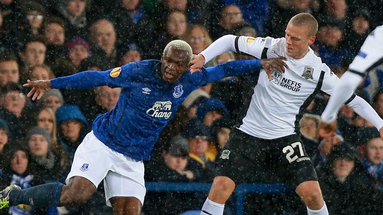 Everton's Arouna Kone in action with FK Krasnodar's Ragnar Sigurdsson (centre right) during the UEFA Europa League Group H match at Goodison Park