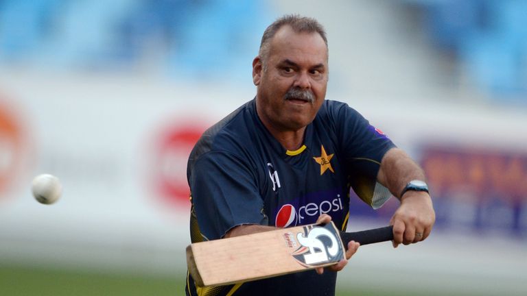 Dav Whatmore had a turbulent spell as coach of Pakistan.