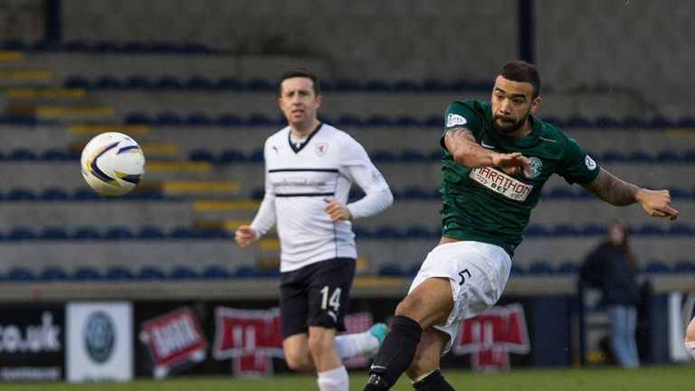 20/12/14 SCOTTISH CHAMPIONSHIP.RAITH ROVERS v HIBERNIAN.STARKS PARK - KIRKCALDY.Hibernian's Liam Fontaine strikes from distance