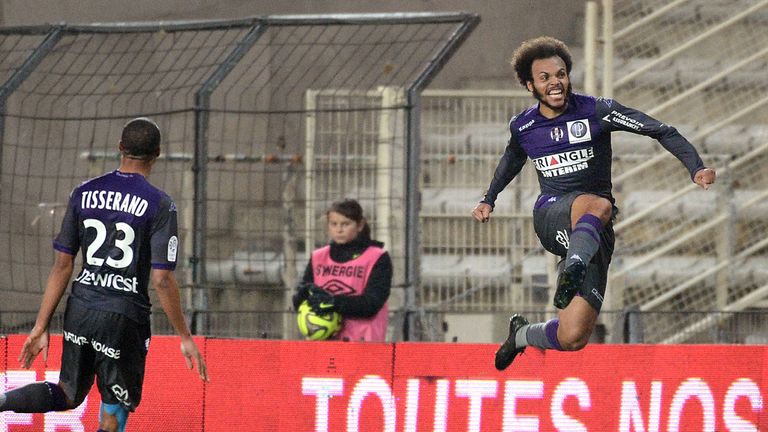 Toulouse's forward Martin Braithwaite celebrates