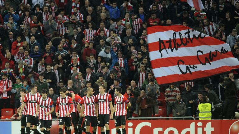 Mikel San Jose: Congratulated by Athletic team-mates